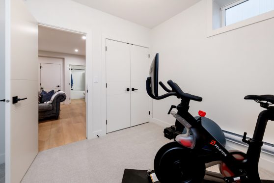 COPYRIGHTED BY D&M IMAGES