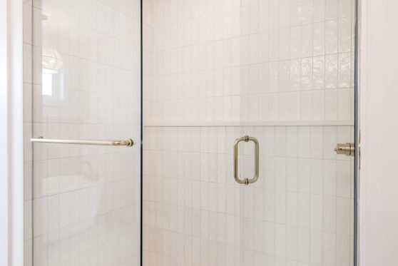 COPYRIGHTED BY D&M IMAGES