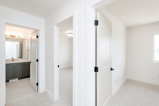 COPYRIGHTED BY D&M IMAGES