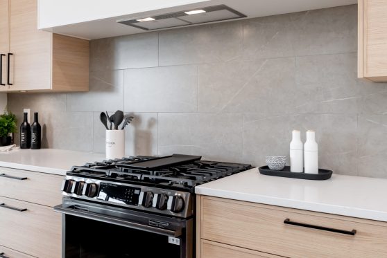 COPYRIGHTED BY D&M IMAGES