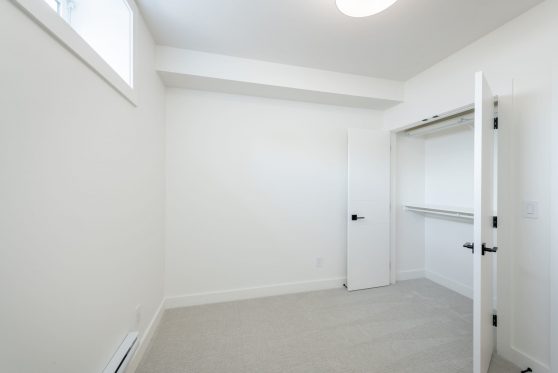 COPYRIGHTED BY D&M IMAGES