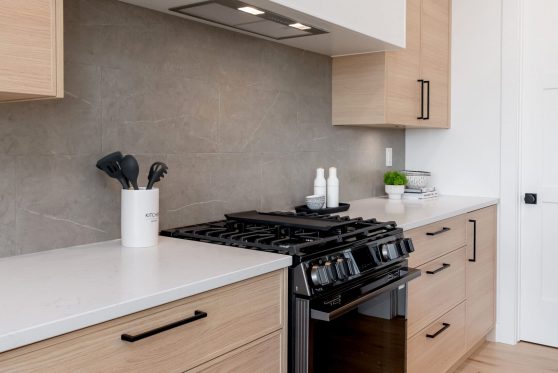 COPYRIGHTED BY D&M IMAGES